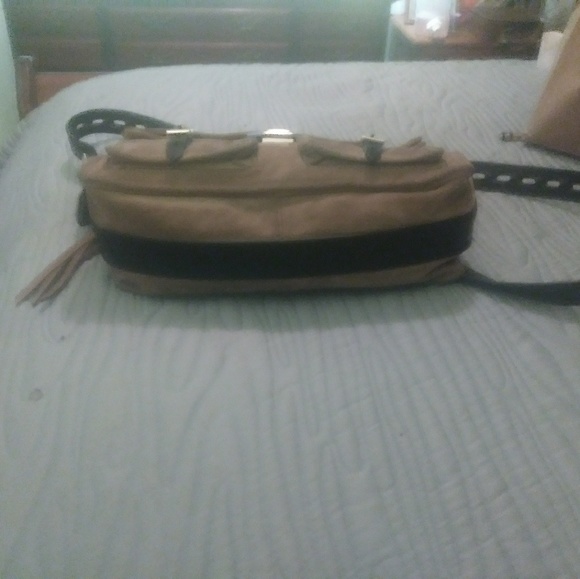 Purse - Picture 3 of 3